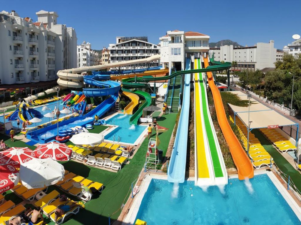 Marmaris'te Çocuklu Aileler İçin En İyi Aktiviteler