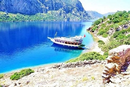 Marmaris Tekne Turu Rehberi: Hangi Koylar Geziliyor?